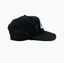 Load image into Gallery viewer, NY STARS SNAPBACK - BLACK DISTRESSED
